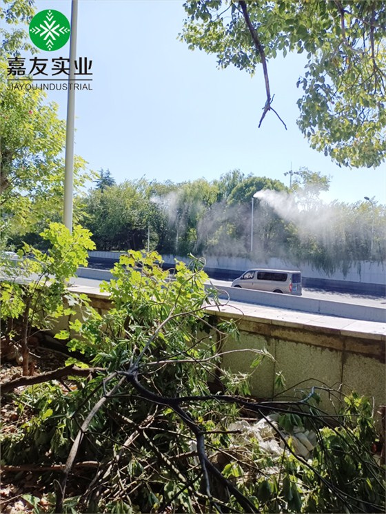 道路雾桩喷雾降尘 (1)