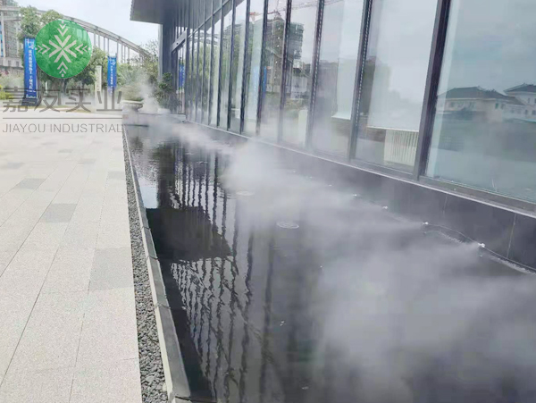 杭州嘉友安装嘉兴秉易售楼部景观人造雾系统案例